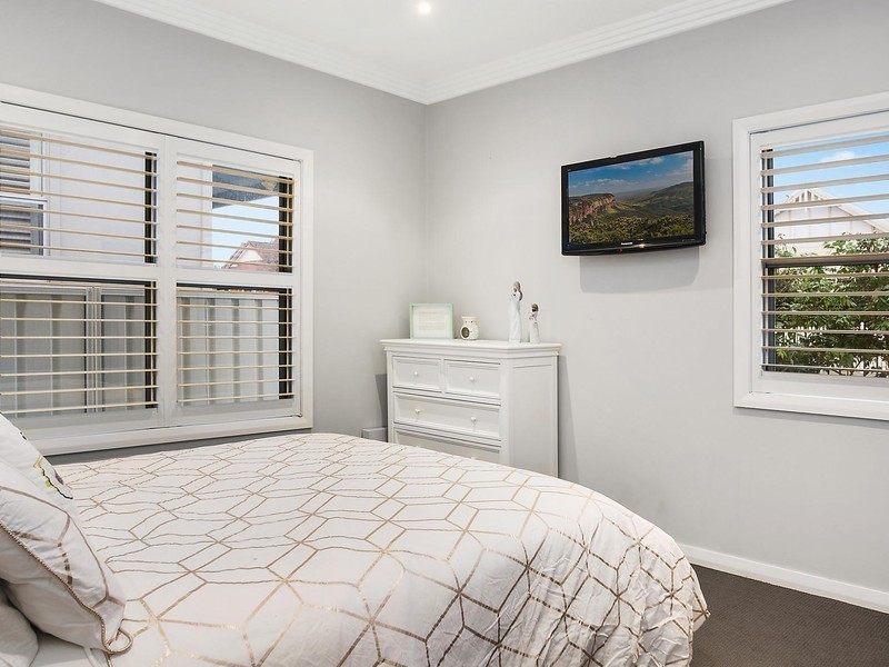 16A Elizabeth Street, Mayfield NSW 2304