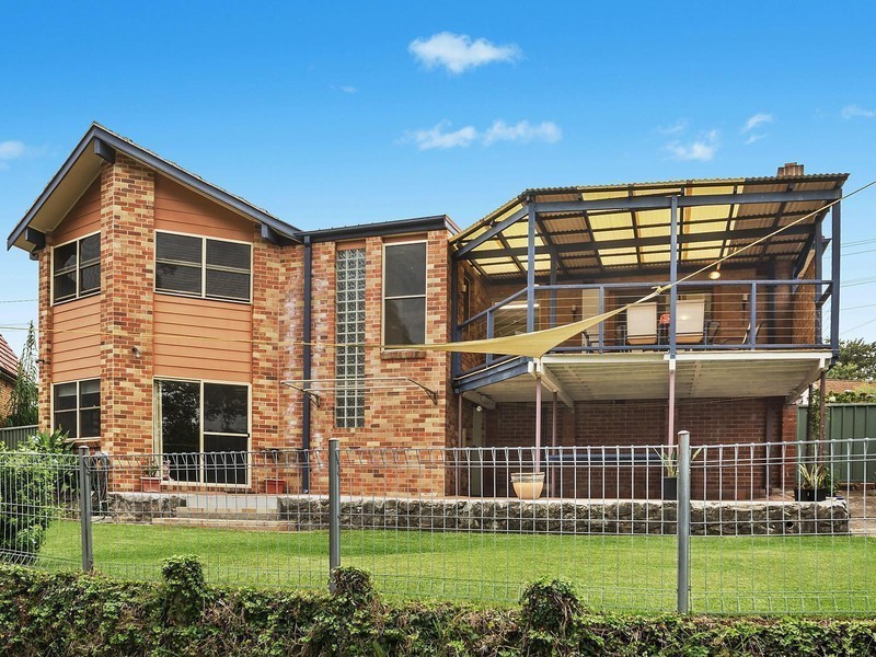 92 Grinsell Street, Kotara NSW 2289