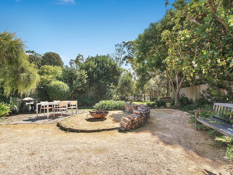 80 Rae Crescent, Kotara NSW 2289