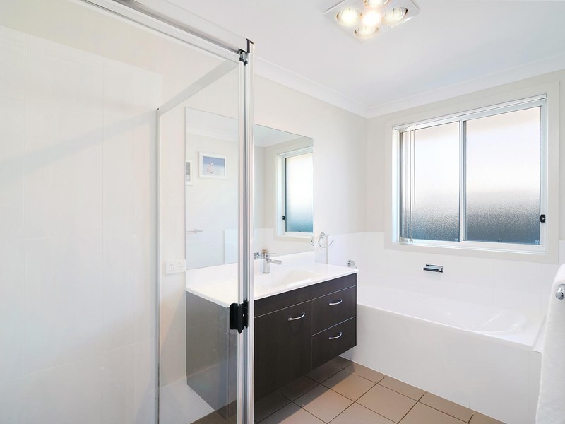 28A John Darling Avenue, Belmont North NSW 2280