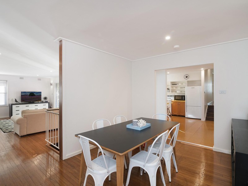 82 Rembrandt Drive, Merewether Heights NSW 2291