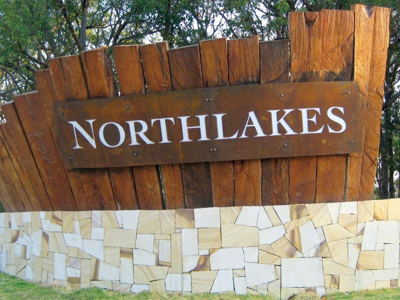 18 Lucia Crescent, Cameron Park NSW 2285