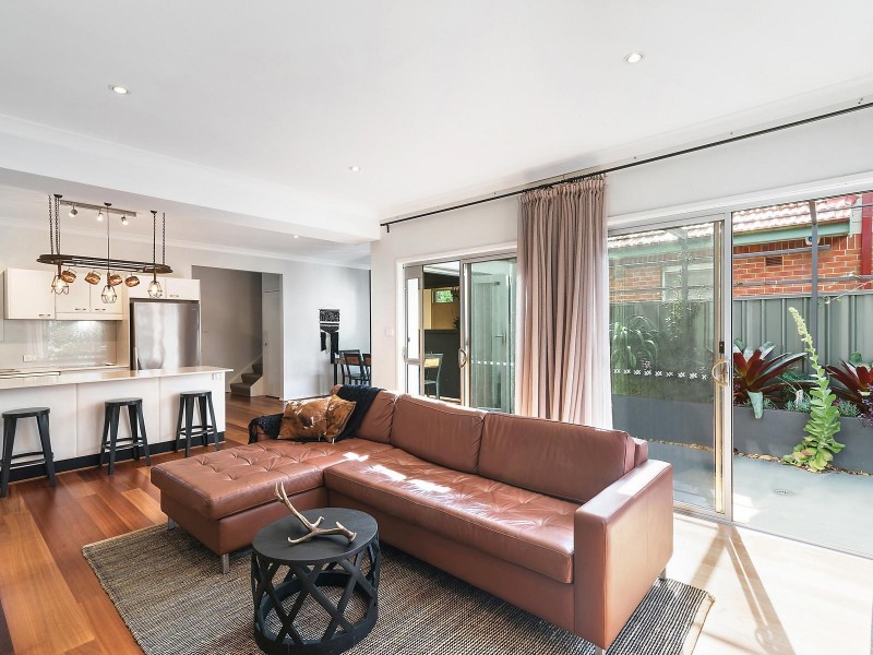 45A Swan Street, Hamilton NSW 2303