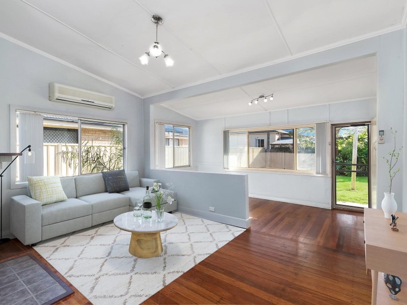 4 Newcastle Street, Hamilton North NSW 2292