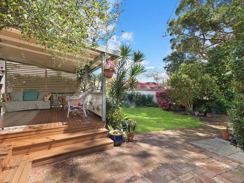 52 Springfield Avenue, Kotara NSW 2289