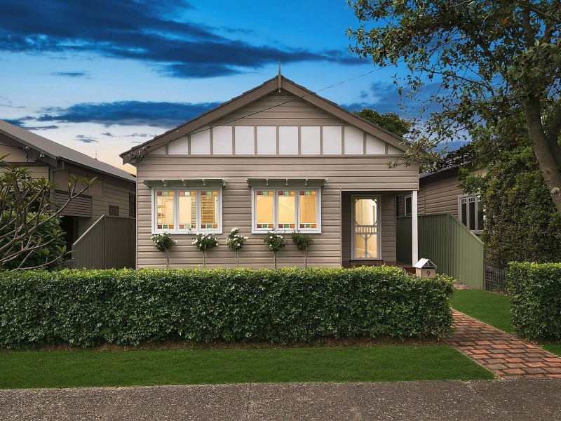 9 Park Street, Hamilton South NSW 2303