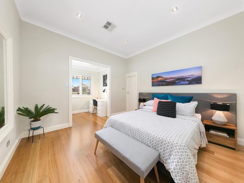 9 Park Street, Hamilton South NSW 2303