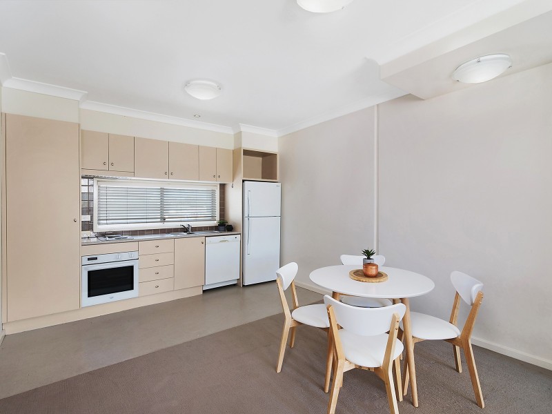 201/5 Tudor Street, Newcastle West NSW 2302