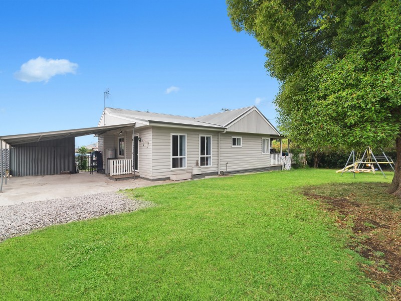 239 Lake Road, Glendale NSW 2285