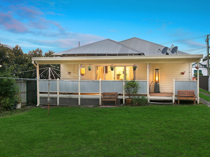 106 Mitchell Street, Merewether NSW 2291