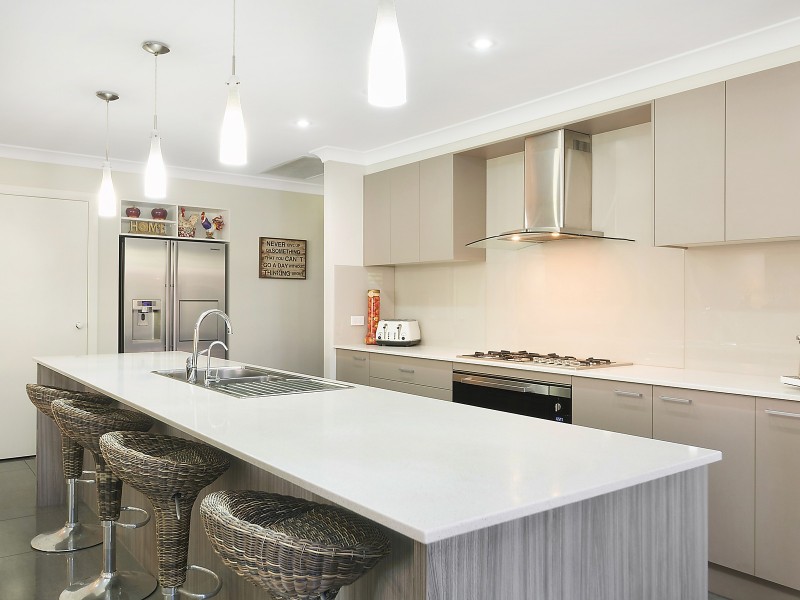2 Matilda Court, Cameron Park NSW 2285