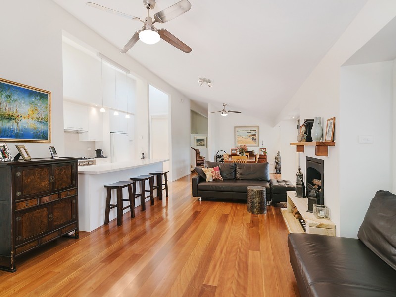 41 Lindeman Close, Eleebana NSW 2282