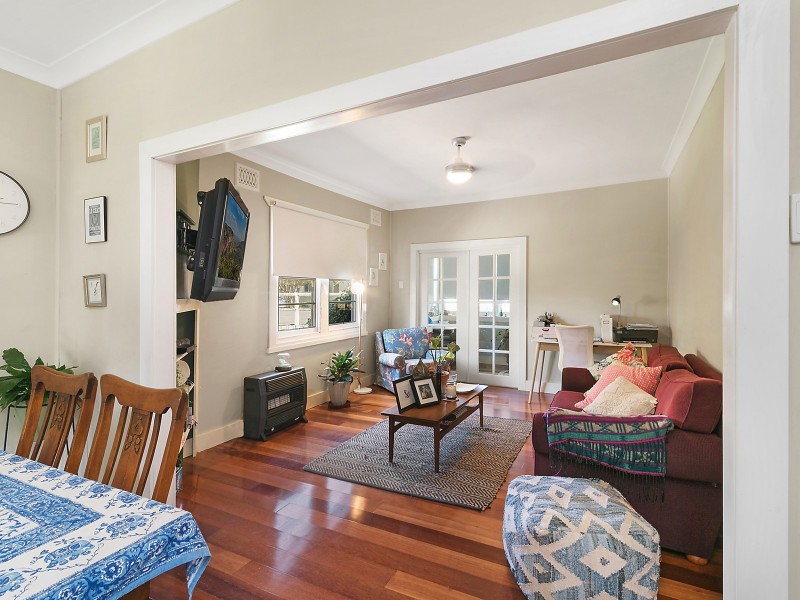 52 Nevill Street, Mayfield NSW 2304