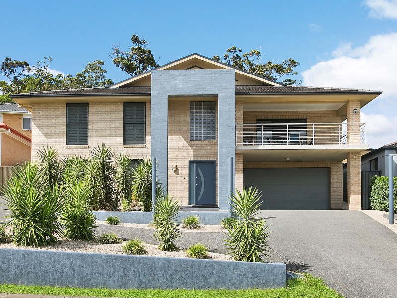 8 Julindur Road, Cameron Park NSW 2285