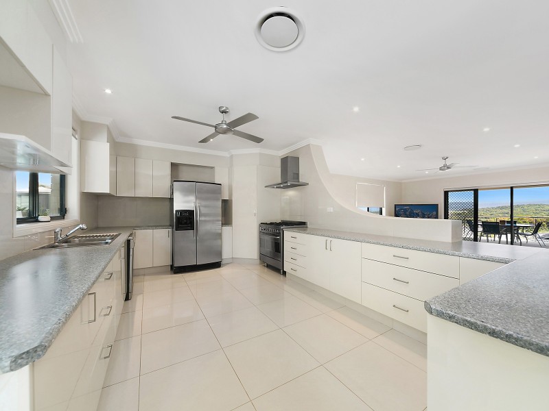 8 Julindur Road, Cameron Park NSW 2285