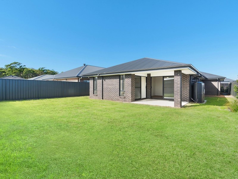 21 Diuris Street, Fern Bay NSW 2295