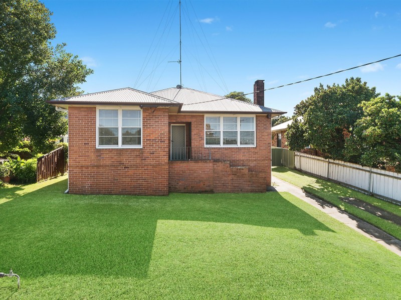 12 Charlton Street, Lambton NSW 2299