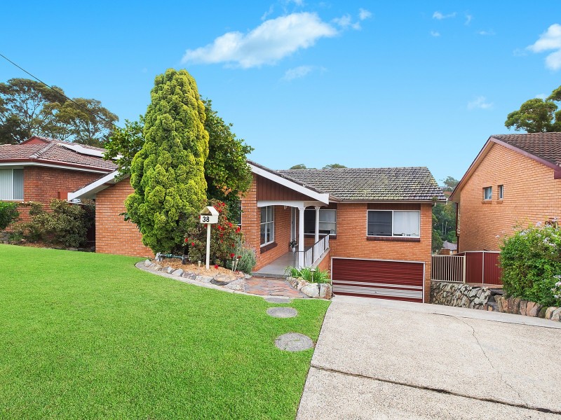 38 Kuranda Crescent, Kotara NSW 2289