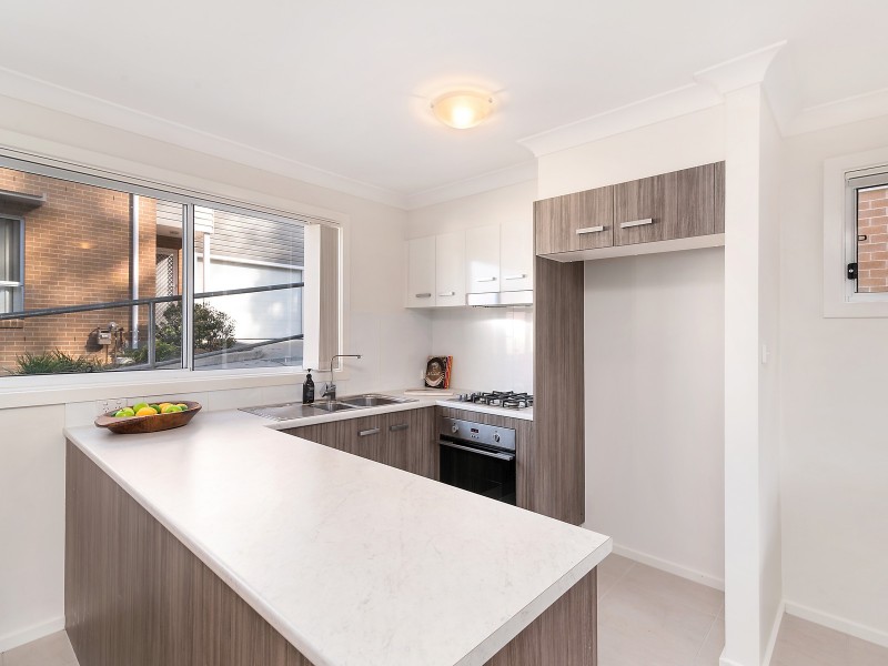 2/18 Naughton Avenue, Birmingham Gardens NSW 2287