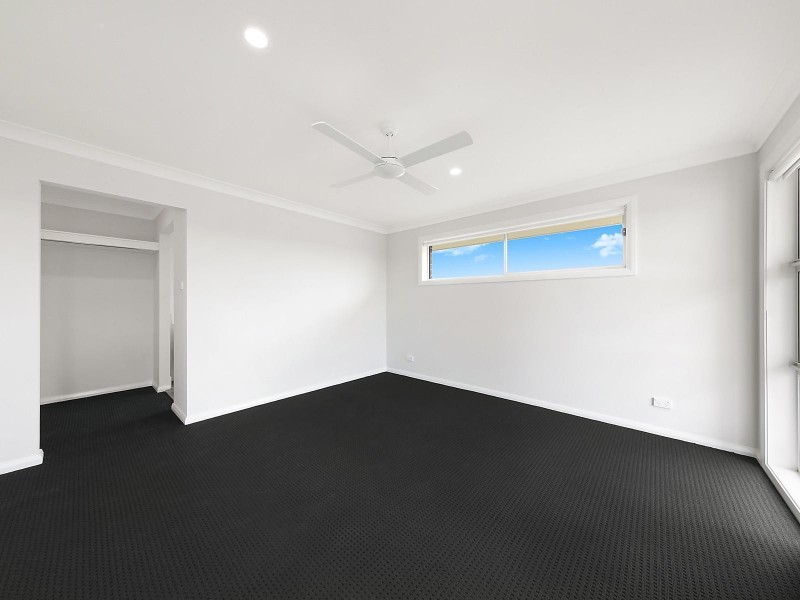 37 Barr Promenade, Thornton NSW 2322