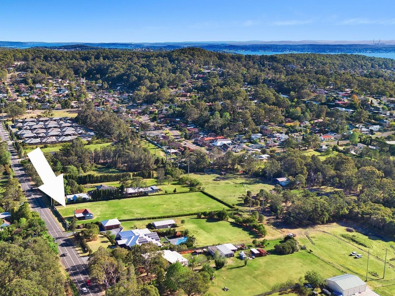 27 Burton Road, Eleebana NSW 2282 McGrath Newcastle (F) Sold