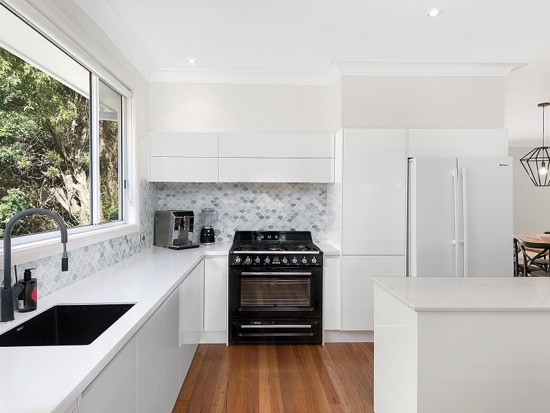 11 Cedar Crescent, Merewether Heights NSW 2291