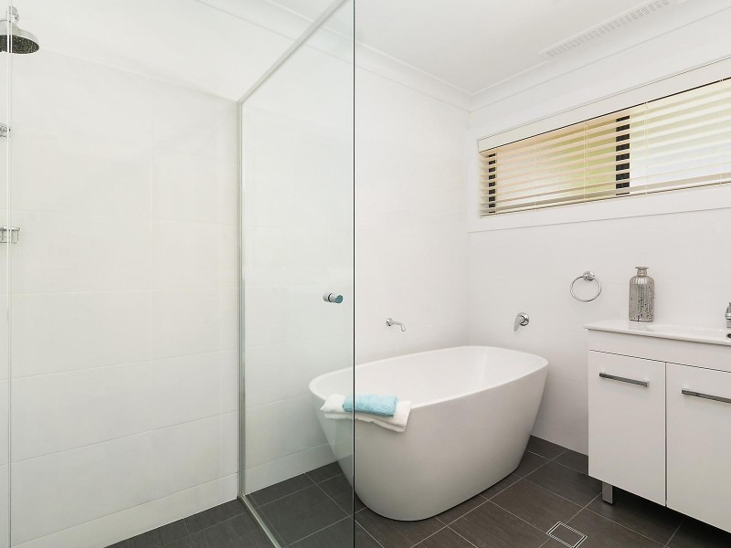 39 Myamblah Crescent, Merewether NSW 2291