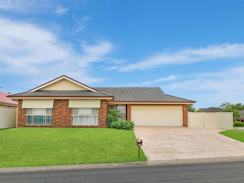 31 Faulkland Crescent, Maryland NSW 2287
