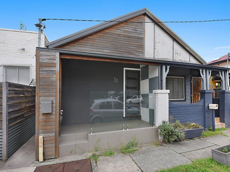 37 Albert Street, Wickham NSW 2293