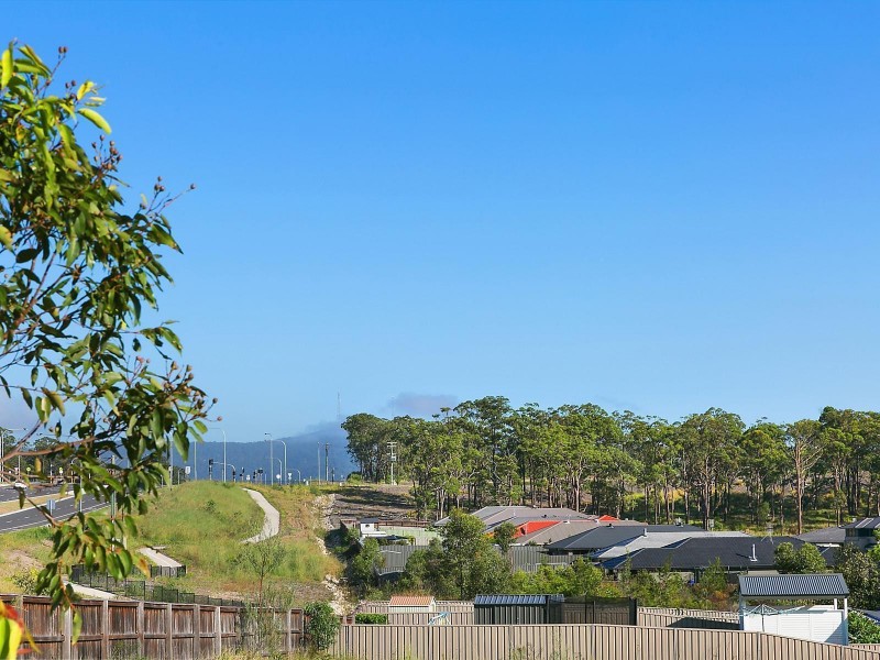 3 Devonshire Street, Cameron Park NSW 2285