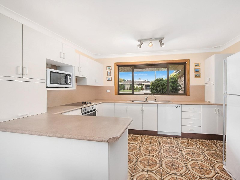 21 Alton Close, Raymond Terrace NSW 2324