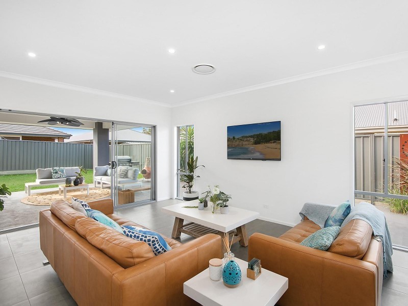 19 Plover Street, Fern Bay NSW 2295