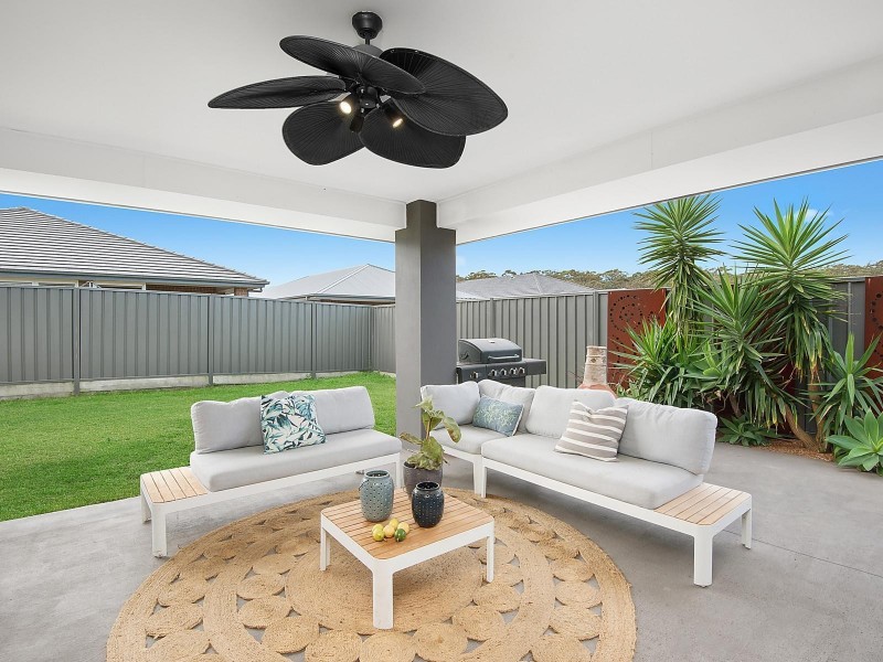 19 Plover Street, Fern Bay NSW 2295