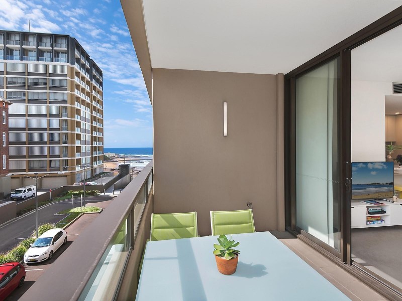 8/3 King Street, Newcastle NSW 2300