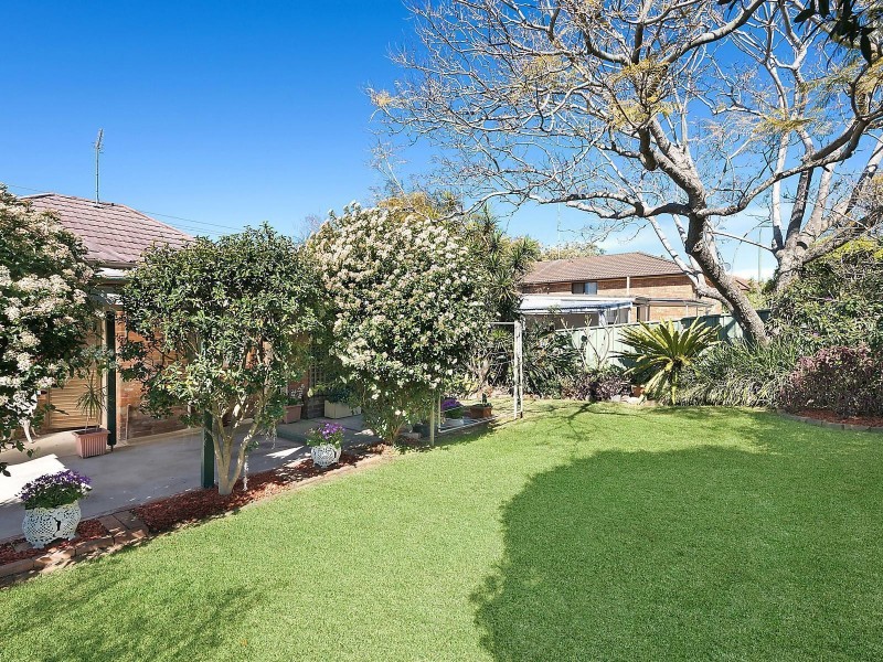 68 Bailey Street, Adamstown NSW 2289