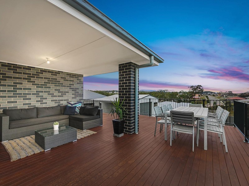 3 Falster Ridge, Cameron Park NSW 2285
