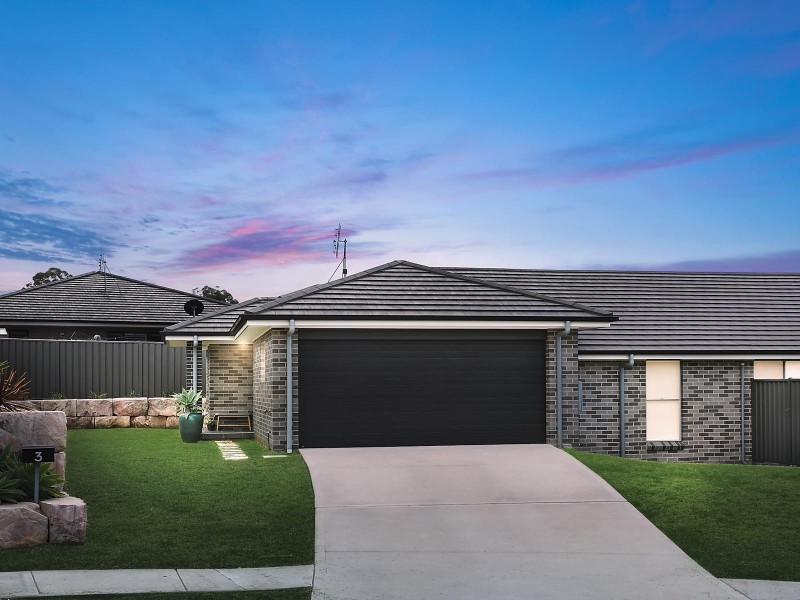 3 Falster Ridge, Cameron Park NSW 2285