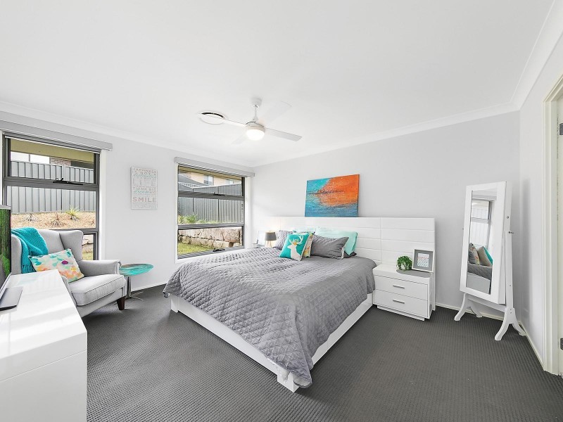 3 Falster Ridge, Cameron Park NSW 2285