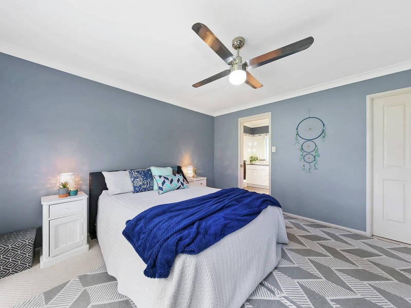 6 Stirling Street, Abernethy NSW 2325