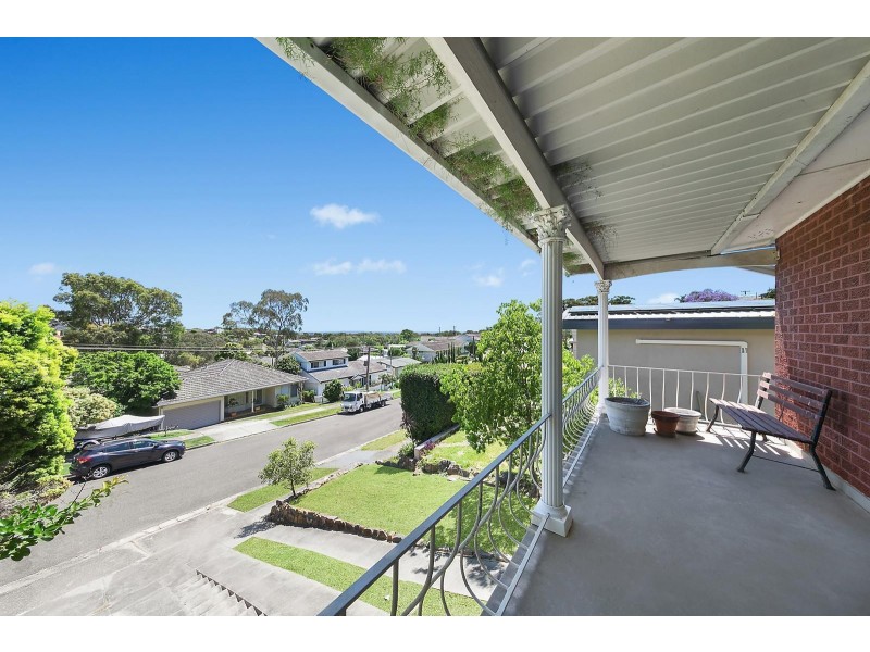 19 Ashford Parade, Merewether Heights NSW 2291