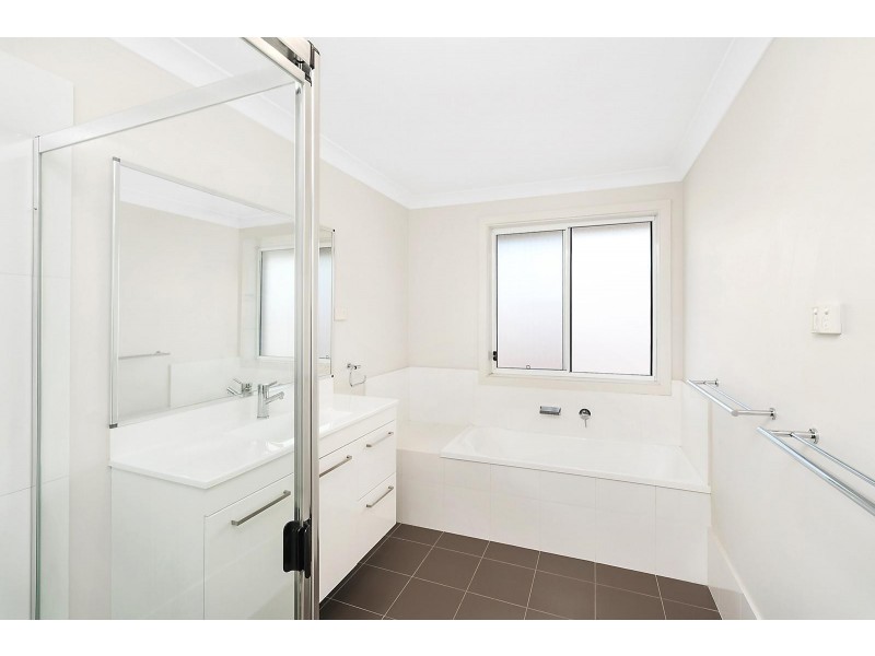 17 Tuckeroo Circuit, Adamstown NSW 2289