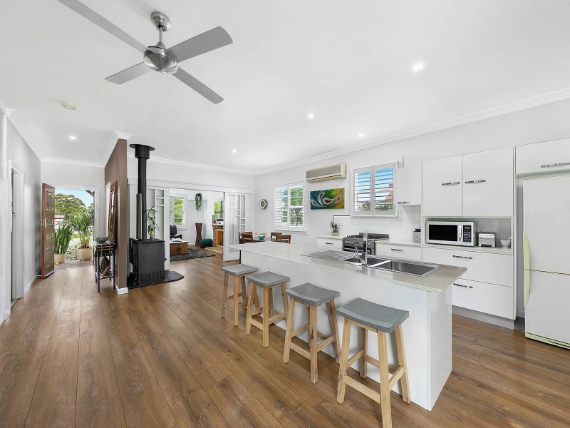 10 Fourth Street, North Lambton NSW 2299