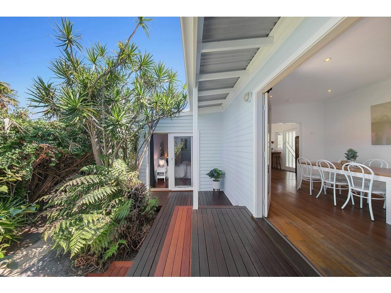 19 Pembroke Street, Stockton NSW 2295