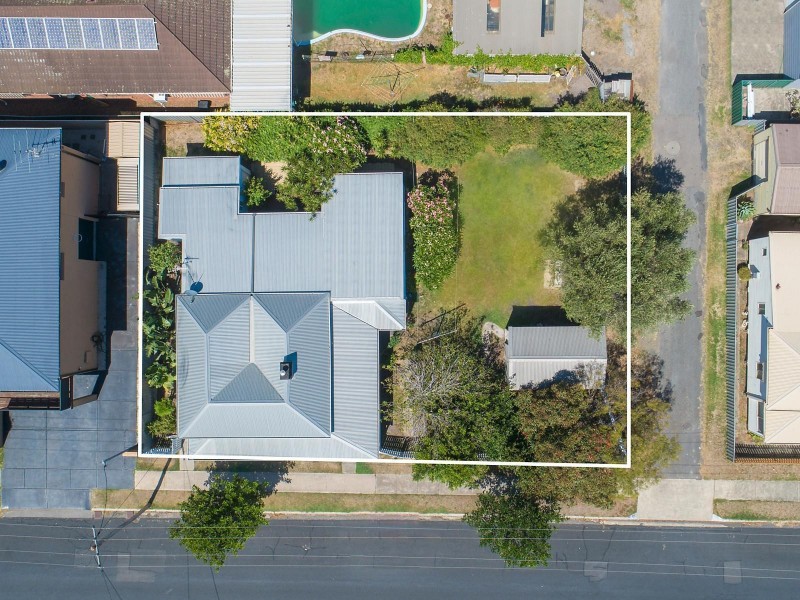 19 Pembroke Street, Stockton NSW 2295