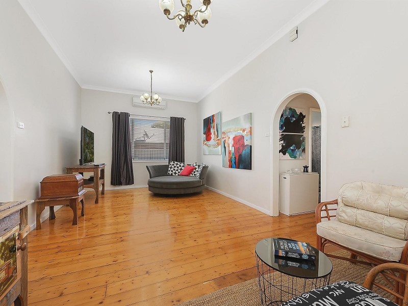 637 Glebe Road, Adamstown NSW 2289