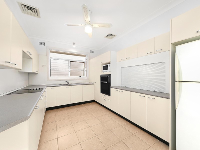 6 Cedar Crescent, Merewether Heights NSW 2291