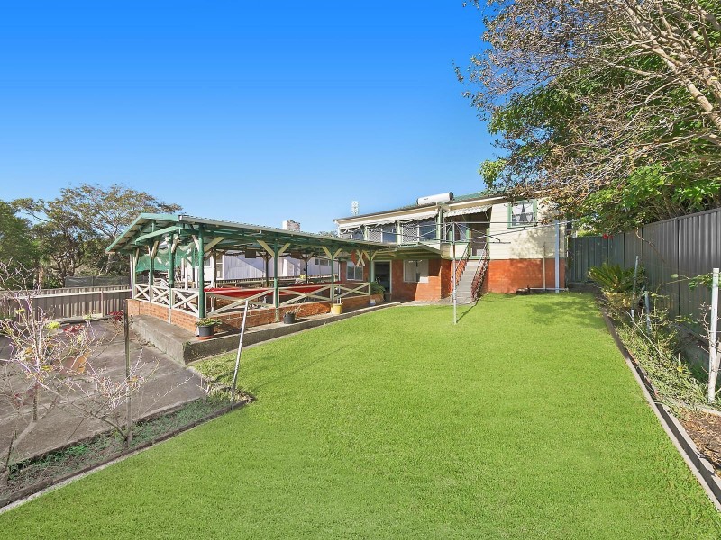 6 Cedar Crescent, Merewether Heights NSW 2291
