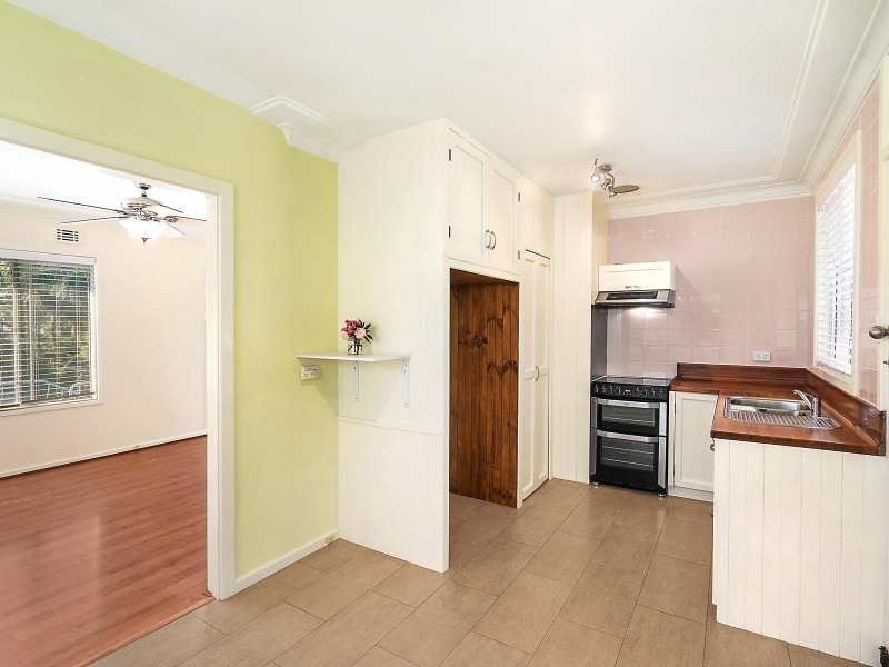 16 Charles Street, Tingira Heights NSW 2290