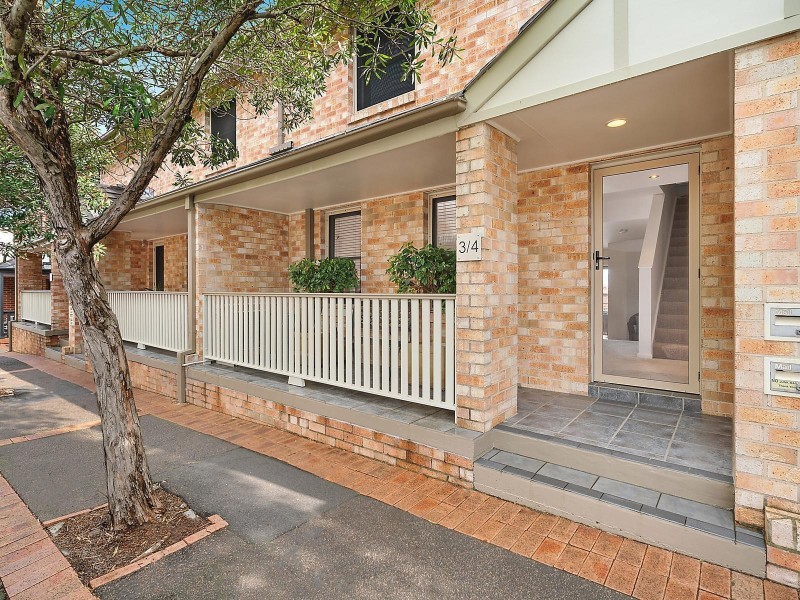 3/4 McCormack Street, The Hill NSW 2300