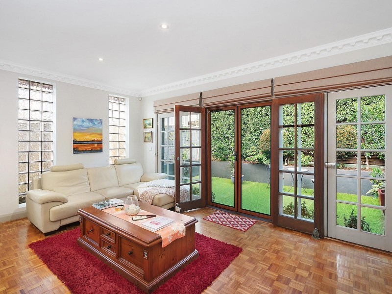 1/135 Teralba Road, Adamstown NSW 2289